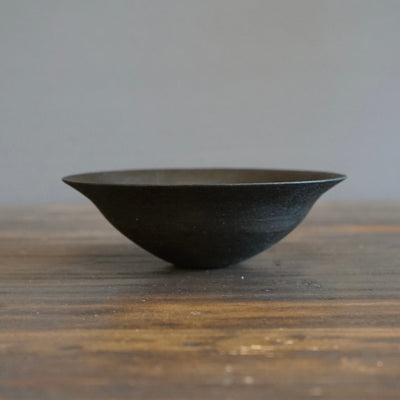 Lacquer Coated Rimmed Dessert Bowl #K01A