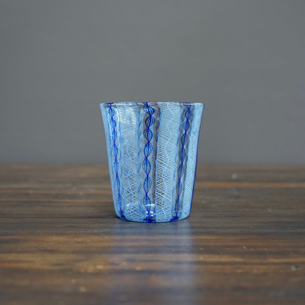 Blue / White Lace Glass Tumbler #U1i