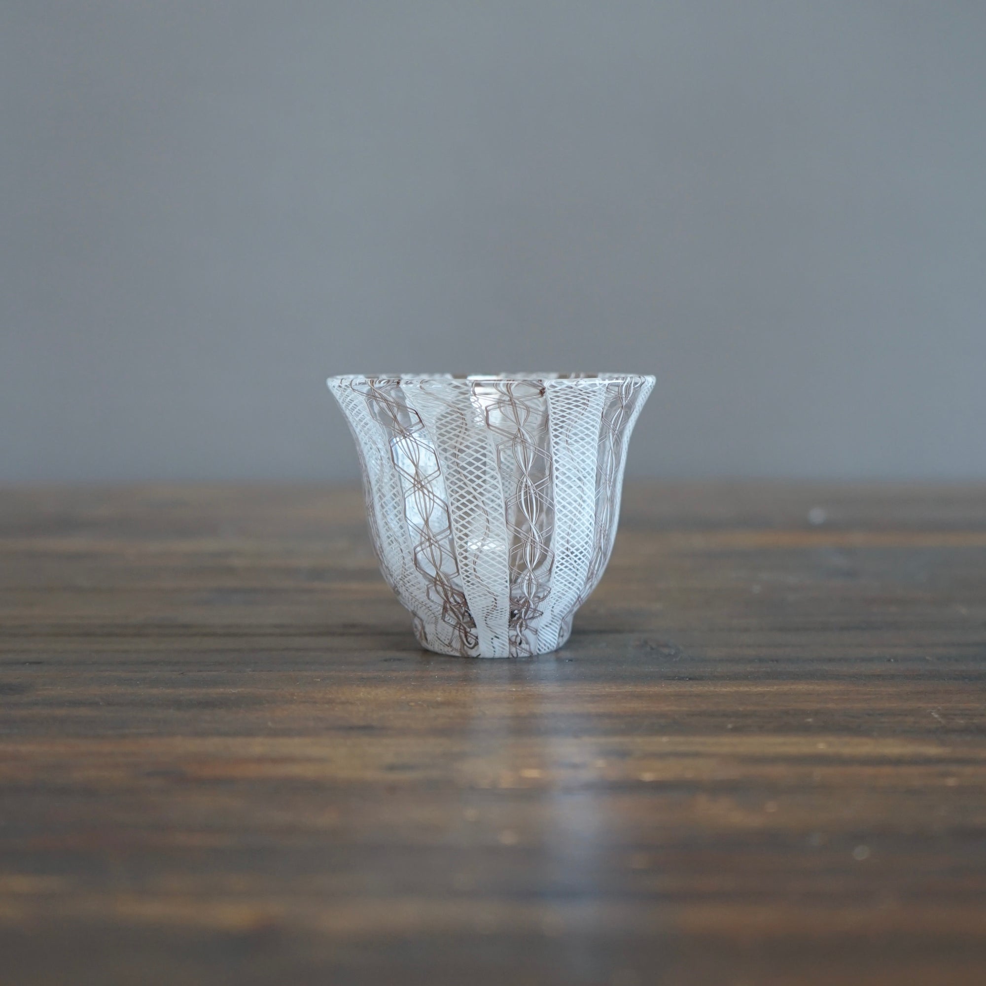 White Lace Glass #U4D