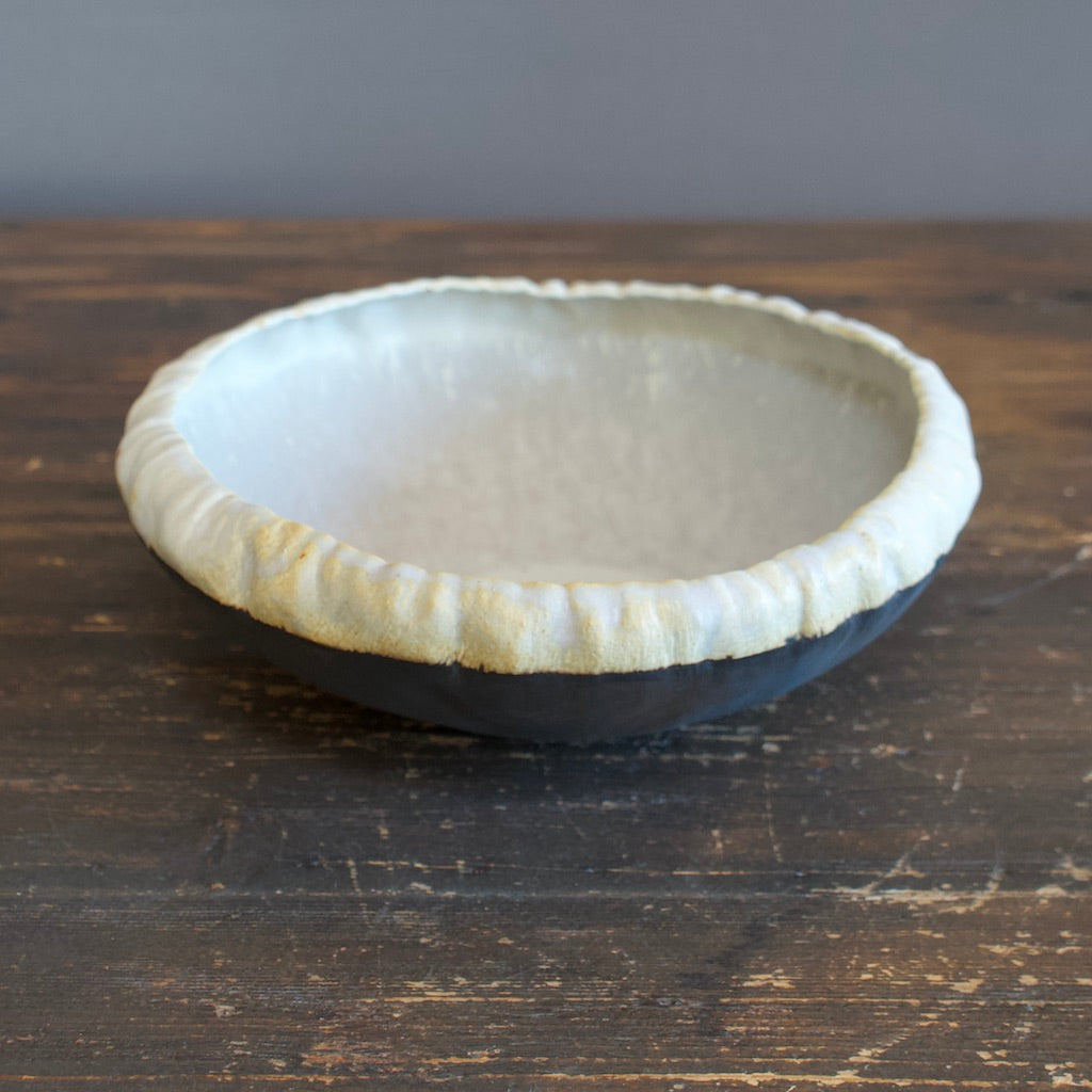 Round Walnut Tray #TS1036 - Sara Japanese Pottery