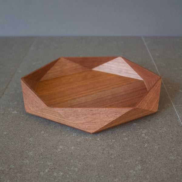 Round Walnut Tray #TS1036 - Sara Japanese Pottery